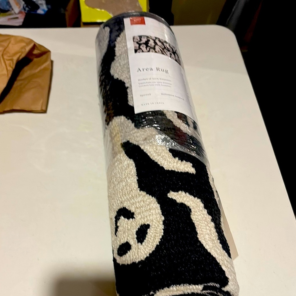Ghost Rug/Runner